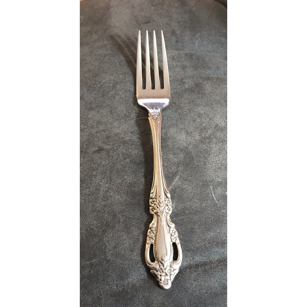 Oneida Fork Distinction Deluxe Raphael Stainless 7 1/4 Inches One Dinner